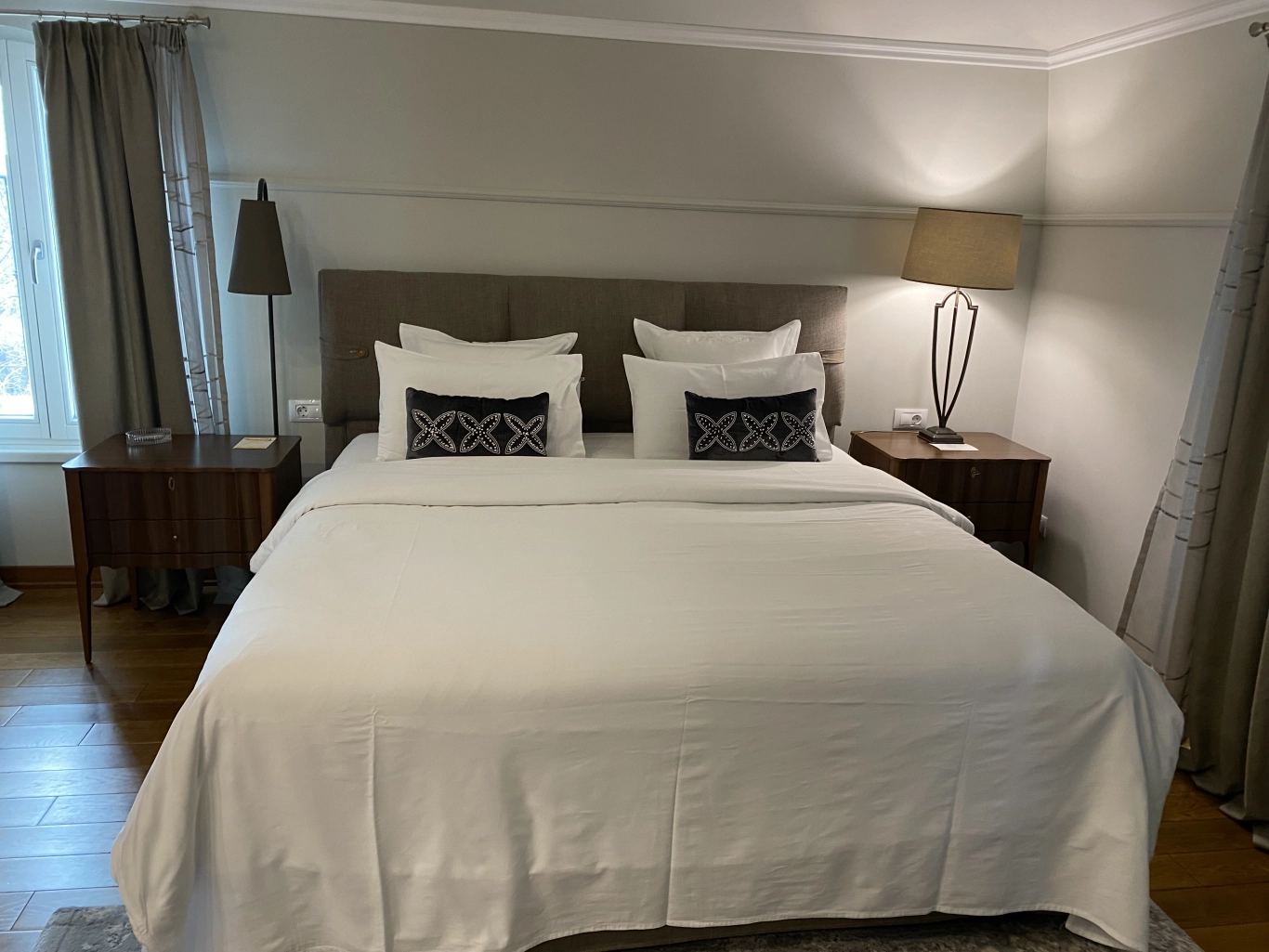 Стая Делукс с изглед към града