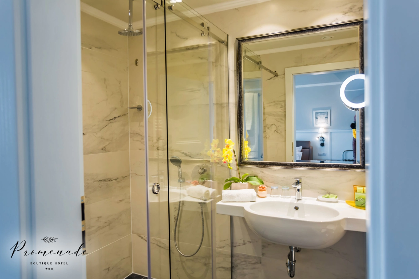 Сюпириър стая с изглед море