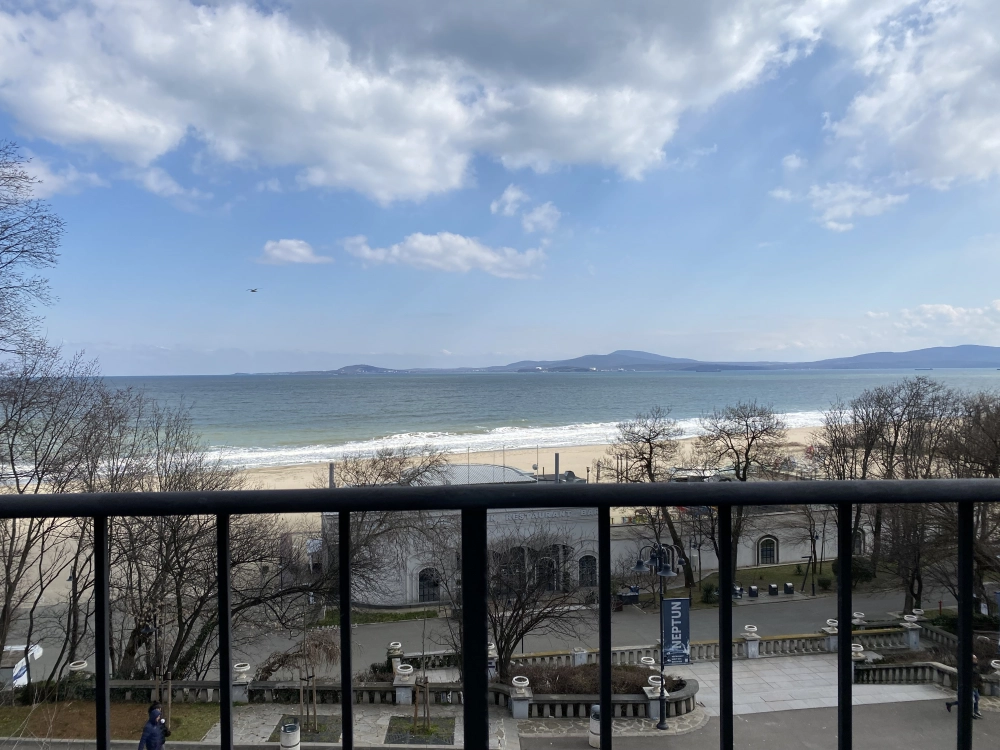 Номер-комната Делюкс с видом на море