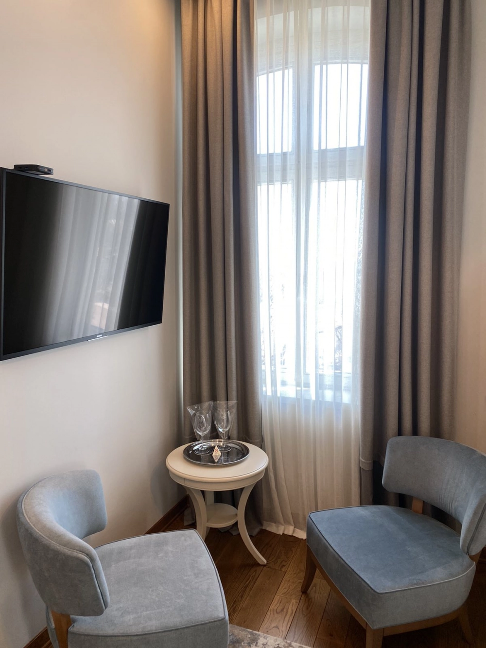 Студия Grand Deluxe с видом на море и балконом